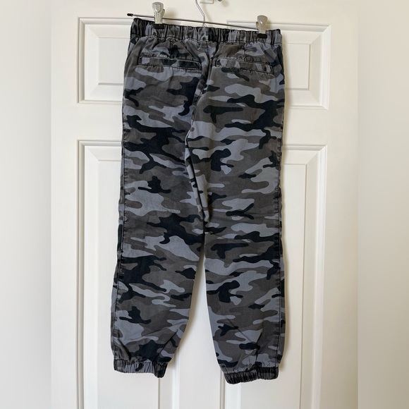 GAP KIDS JERSEY LINED CAMO JOGGERS SIZE M - Picture 2 of 3